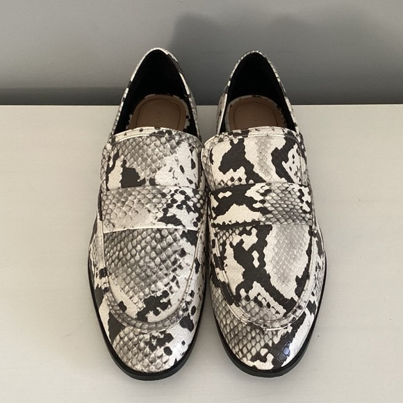 Zara Shoes - Zara Faux Snakeskin pattern black and white brogue Loafers women’s size 37 (6.5)